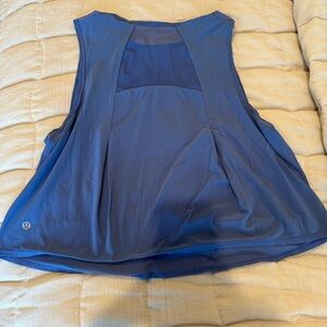 Sz 12 tank top with mesh vents, periwinkle